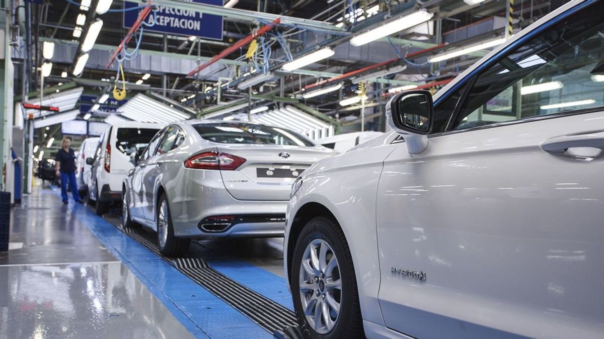 Ford Almussafes plantea un nuevo ERTE que paralizará la fábrica durante 20 días Ford Almussafes plantea un nuevo ERTE que paralizará la fábrica durante 20 días