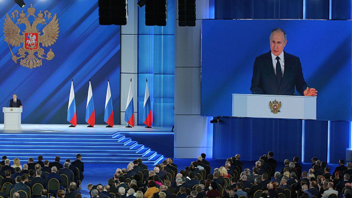 Putin advierte a Occidente de una dura respuesta si cruza las "líneas rojas" de Rusia Putin advierte a Occidente de una dura respuesta si cruza las "líneas rojas" de Rusia