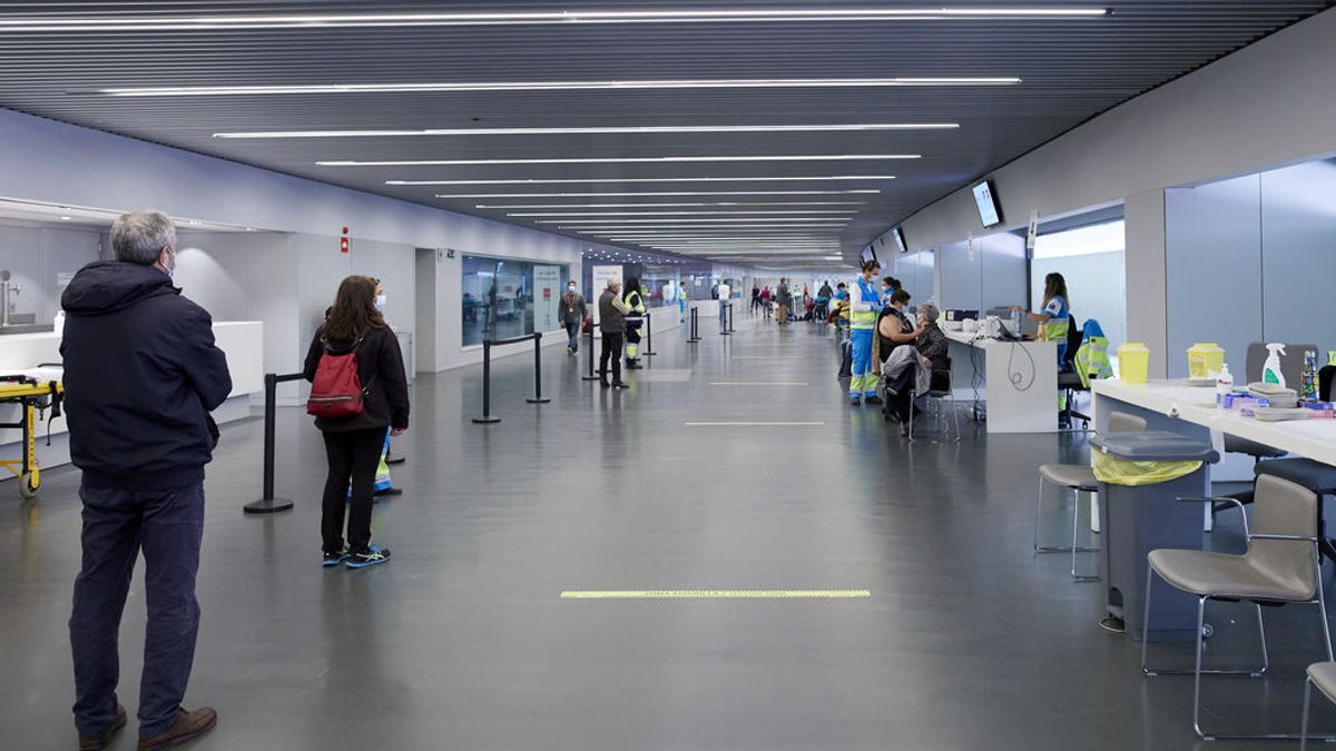 La presión en las UCI de Madrid sigue subiendo y se suman 2.789 casos La presión en las UCI de Madrid sigue subiendo y se suman 2.789 casos