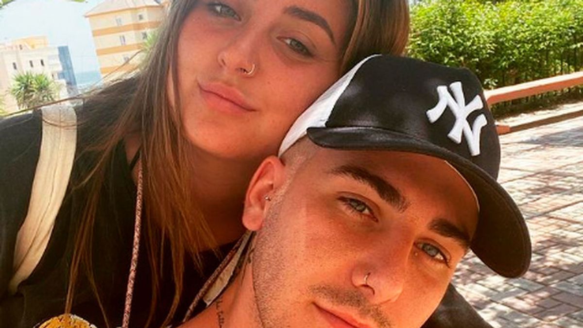 Rocío Flores con su novio, Manuel Bedmar Rocío Flores con su novio, Manuel Bedmar