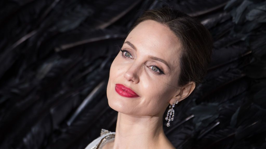 Angelina Jolie, dispuesta a contar su verdad sobre Brad Pitt como ha hecho Rocío Carrasco