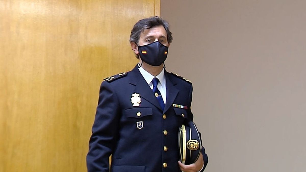 El trabajo de un negociador de la Policía para evitar el suicidio del autor de un triple apuñalamiento El trabajo de un negociador de la Policía para evitar el suicidio del autor de un triple apuñalamiento