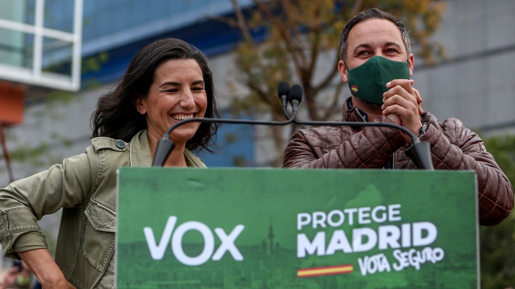 Vox radicaliza la campaña con Pablo Iglesias para recuperar fuelle electoral y moviliza a la izquierda Vox radicaliza la campaña con Pablo Iglesias para recuperar fuelle electoral y moviliza a la izquierda
