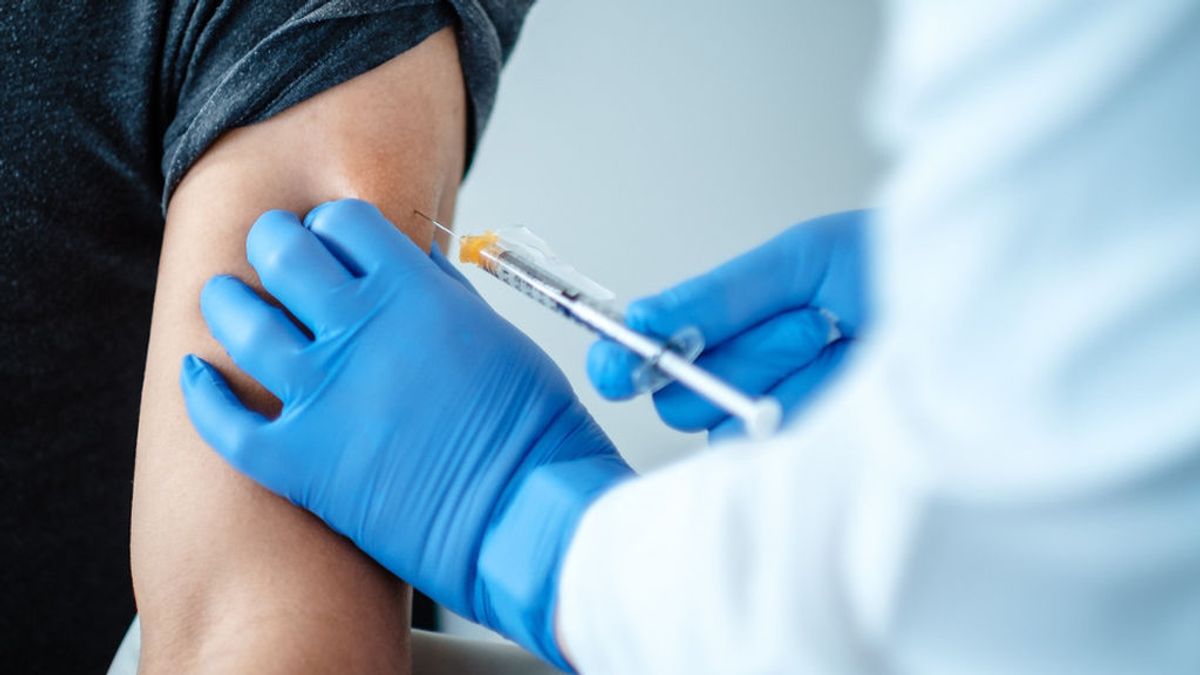 Nuevo efecto secundario en los vacunados con Pfizer o Moderna: afecta al corazón