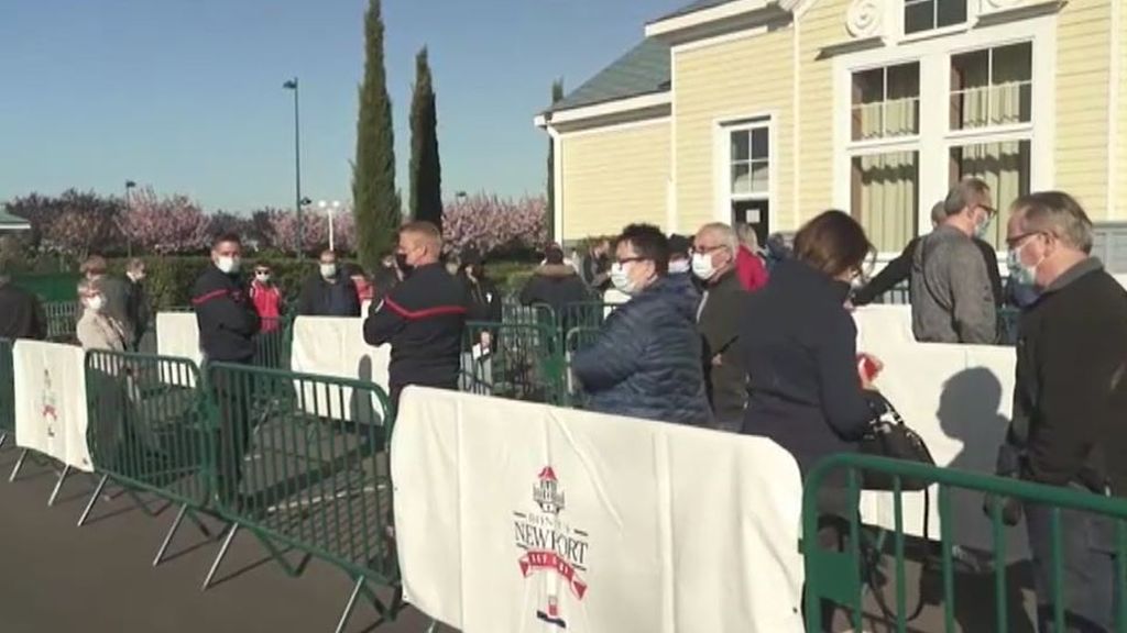 Disneyland París, convertido en centro de vacunación