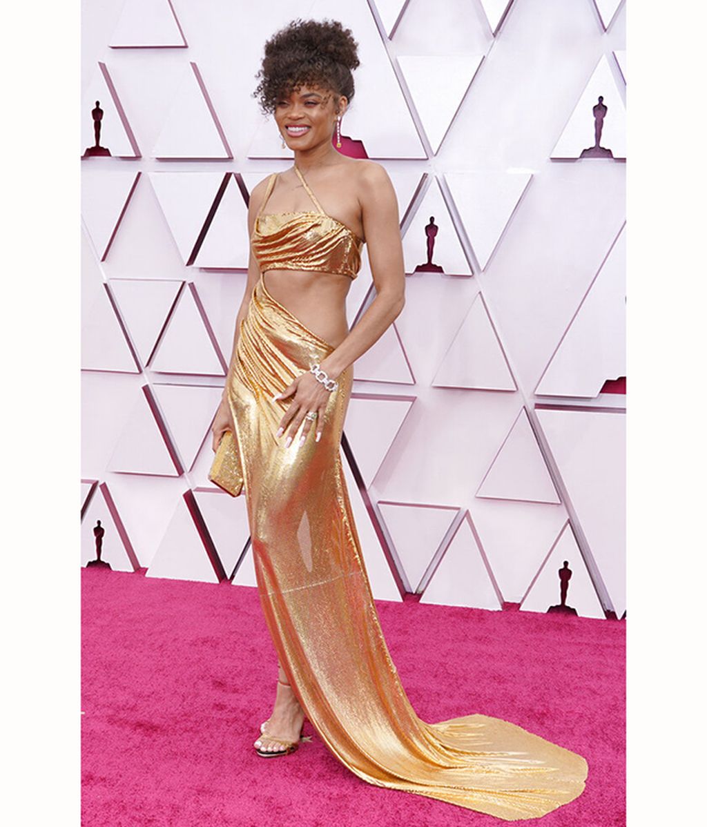 La alfombra roja de los Oscar 2021, foto a foto