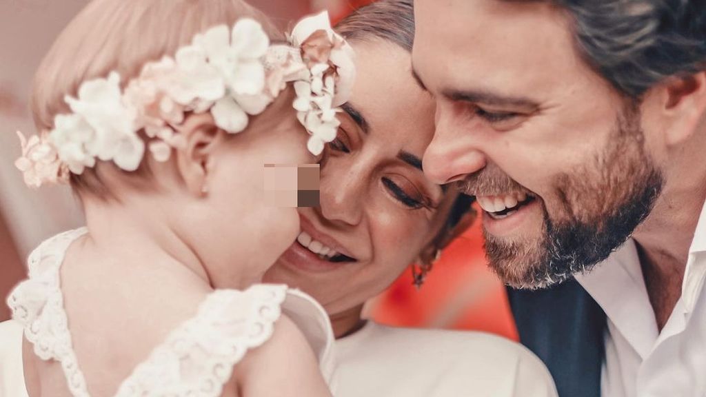 Elena Tablada comparte el álbum más íntimo del bautizo de su hija Camila: "Extrañamos mucho a los que ya no están físicamente"