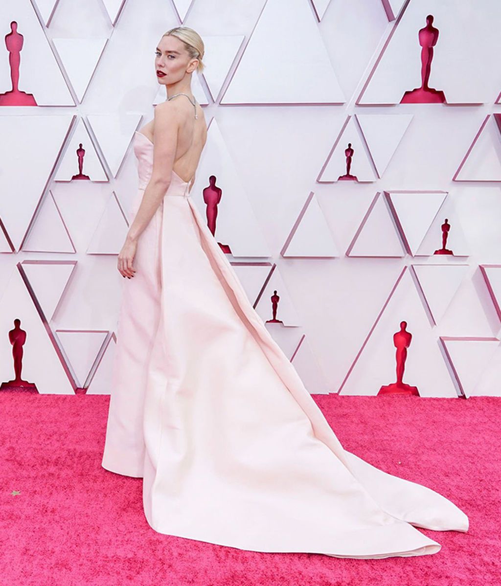 La alfombra roja de los Oscar 2021, foto a foto