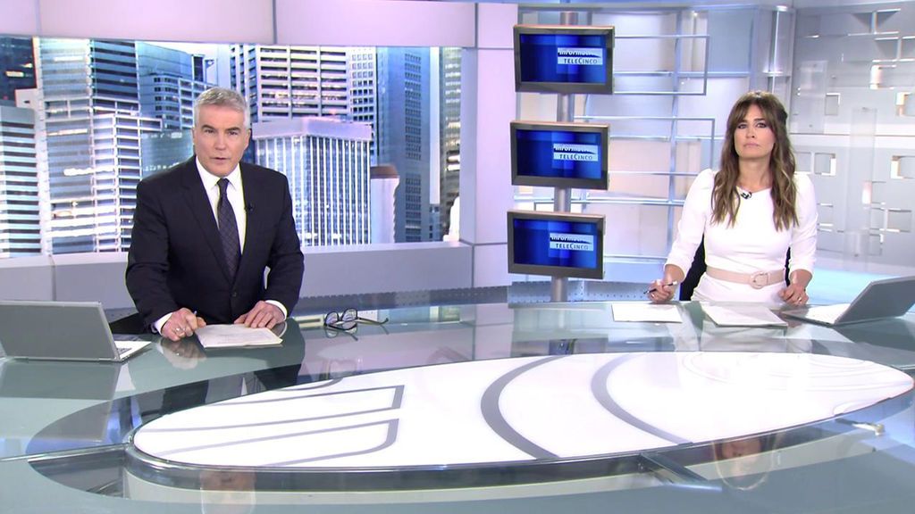 Con David Cantero e Isabel Jiménez Informativos Telecinco 2021 Mediodía 28/04/2021
