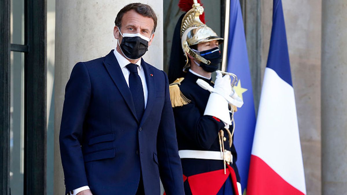 Macron frena el desconfinamiento Macron frena el desconfinamiento