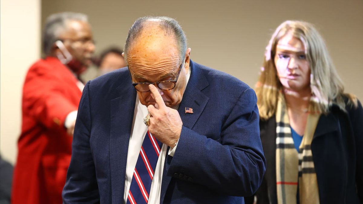 Registran el apartamento de Rudy Giuliani, exabogado de Donald Trump Registran el apartamento de Rudy Giuliani, exabogado de Donald Trump