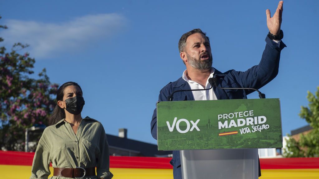 Abascal tiene que rectificar después de decir que el voto en urna anulaba el emitido por correo Abascal tiene que rectificar después de decir que el voto en urna anulaba el emitido por correo