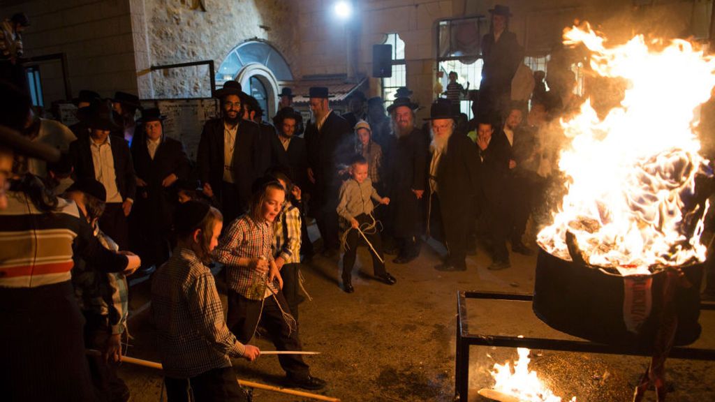 Qué es el Lag Baomer, la fiesta en la que se ha producido ...