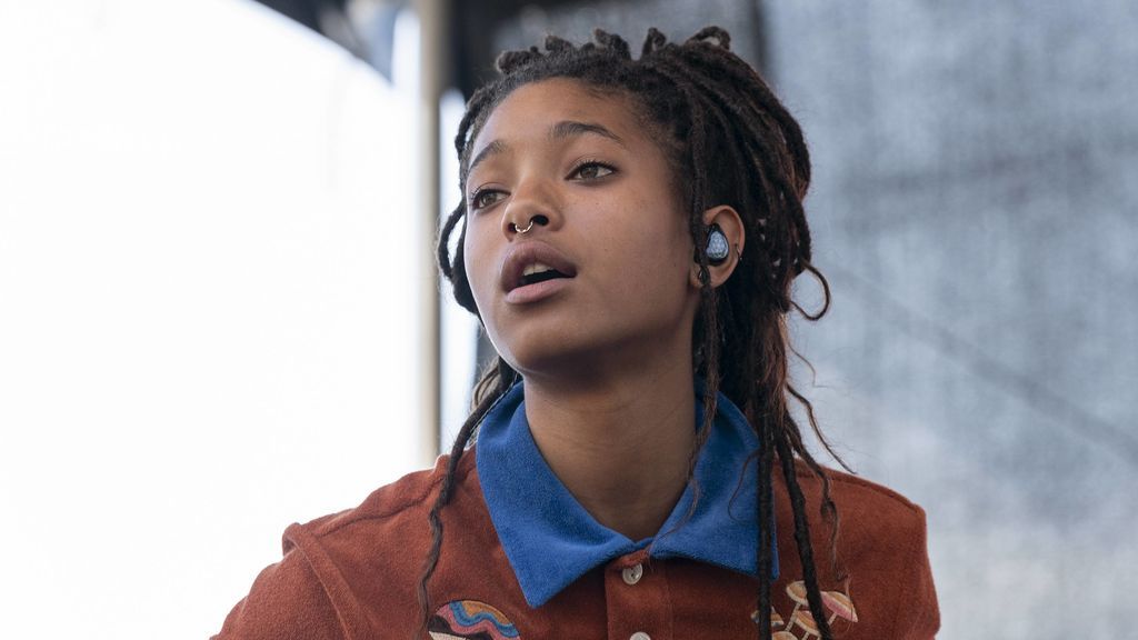 Willow Smith habla sobre ser poliamorosa y confiesa que el concepto de matrimonio le irrita