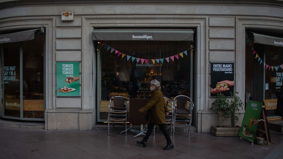 Cataluña amplía el horario de bares y restaurantes hasta las 23 h a partir del 9 de mayo Cataluña amplía el horario de bares y restaurantes hasta las 23 h a partir del 9 de mayo