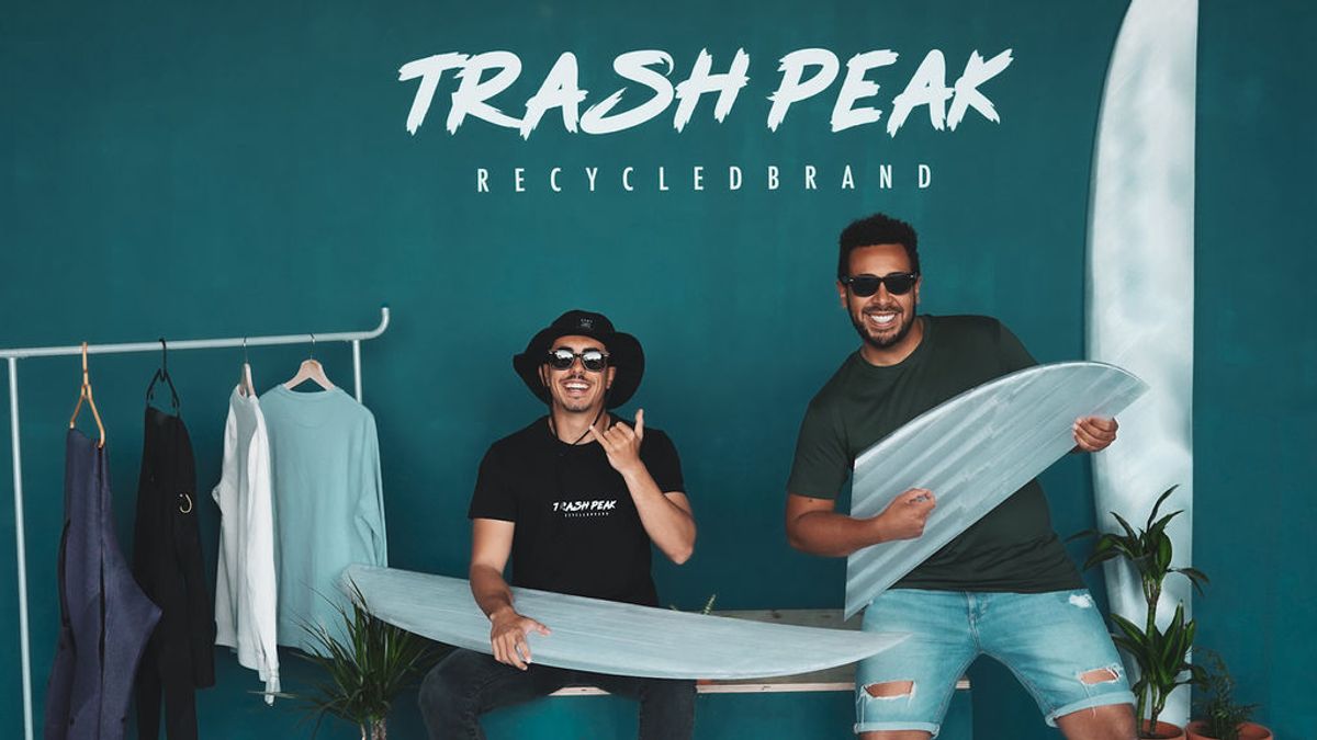 Tablas de surf hechas con plástico de las playas de Cádiz o cómo subirse a la ola de la economía circular Tablas de surf hechas con plástico de las playas de Cádiz o cómo subirse a la ola de la economía circular