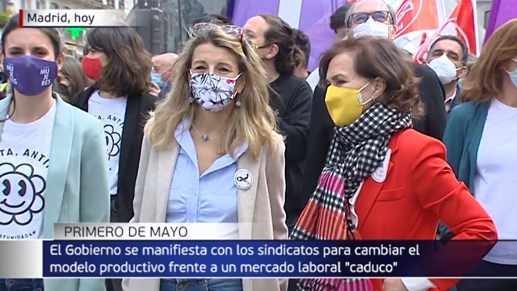 La ministra de Trabajo participa por primera vez en la historia en la manifestación del 1 de mayo