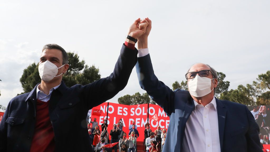 Sánchez arropa a Gabilondo en el cierre de campaña Sánchez arropa a Gabilondo en el cierre de campaña