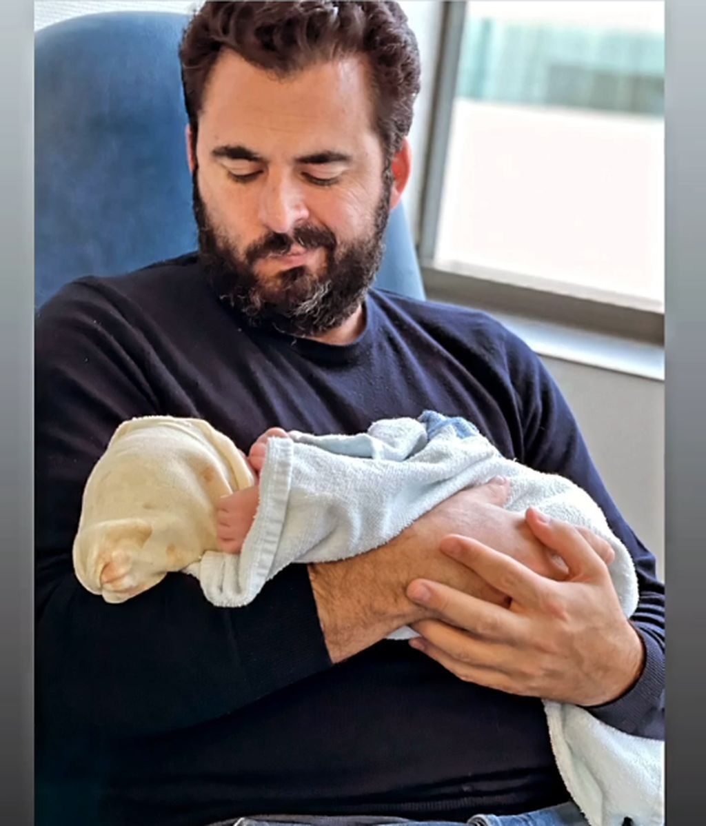 Emiliano Suárez con su hija Juana