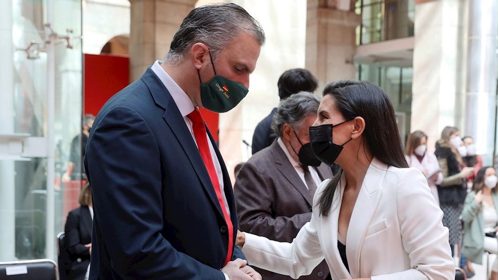 Monasterio vaticina que Vox "dará la sorpresa" porque los madrileños "dirán basta ya de violentos, de totalitarios" Monasterio vaticina que Vox "dará la sorpresa" porque los madrileños "dirán basta ya de violentos, de totalitarios"