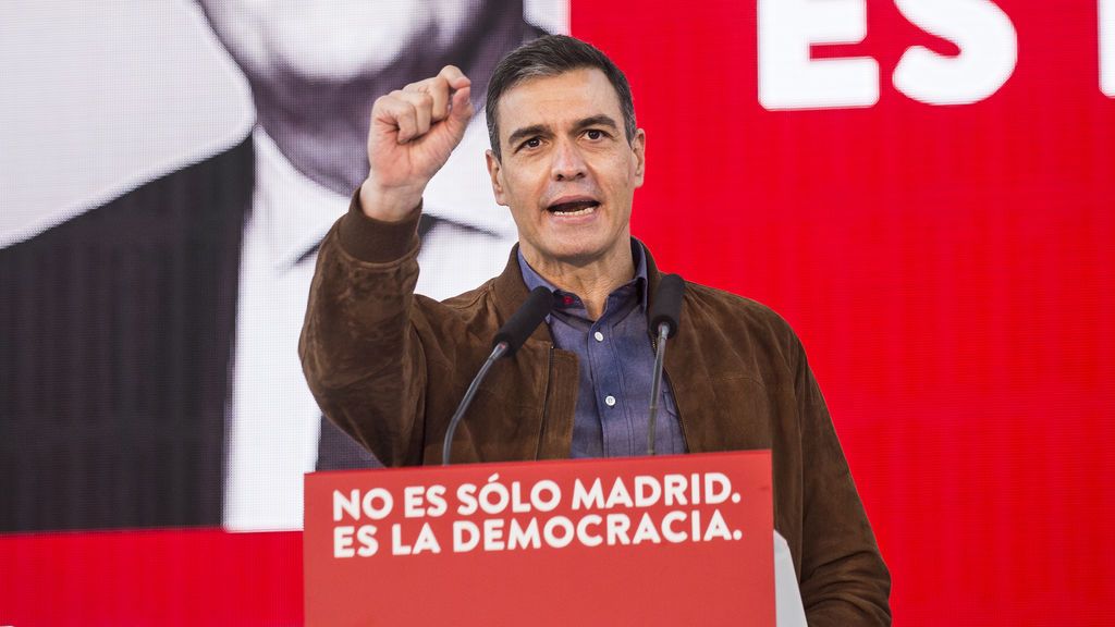 Sánchez celebra los 142 años del PSOE en un momento "lleno de dificultades": "Siempre hemos estado a la altura" Sánchez celebra los 142 años del PSOE en un momento "lleno de dificultades": "Siempre hemos estado a la altura"