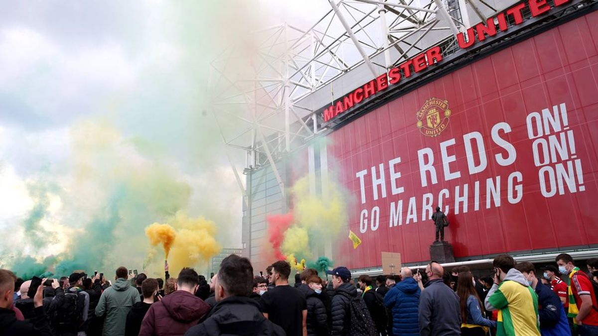 Se aplaza el Manchester United-Liverpool por la invasión de aficionados a Old Trafford