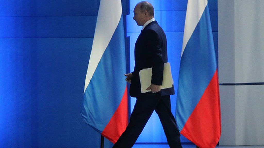 Putin anuncia multas para medios que difundan información de "agentes extranjeros" Putin anuncia multas para medios que difundan información de "agentes extranjeros"