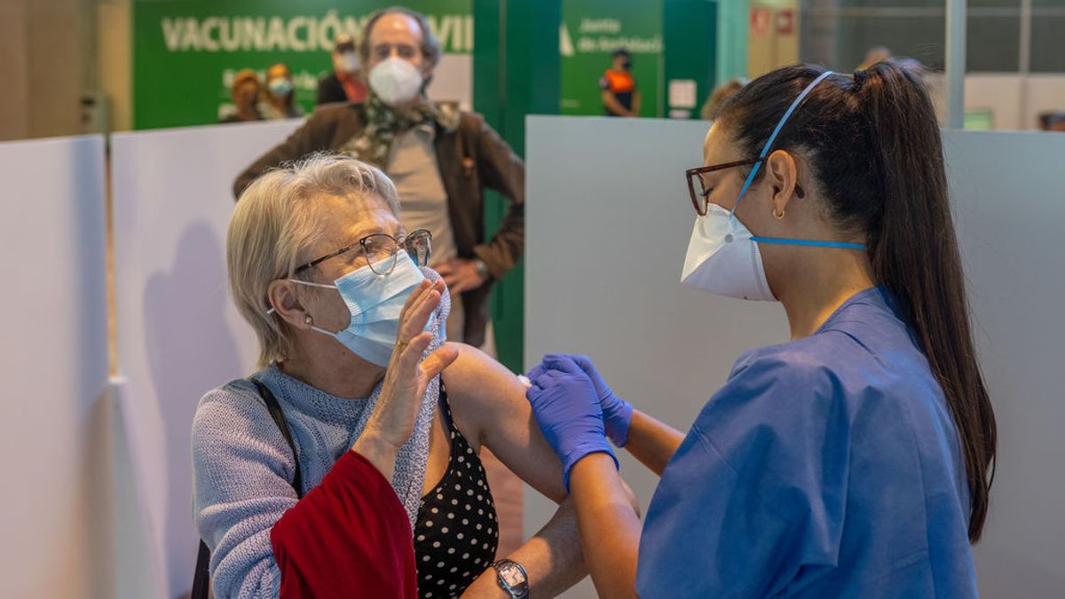 España supera los cinco millones de vacunados con la pauta completa España supera los cinco millones de vacunados con la pauta completa
