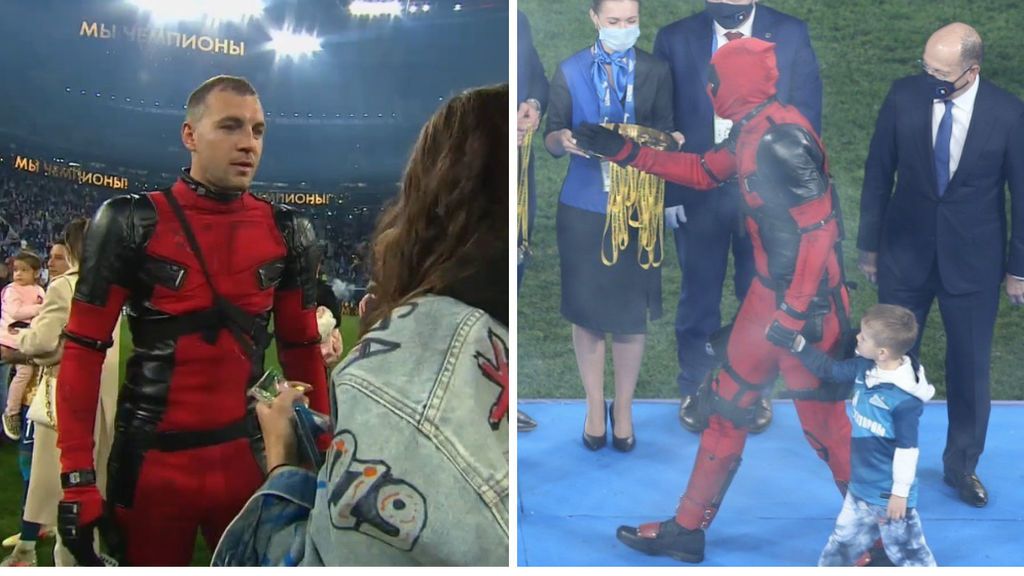 Dzyuba gana la Premier rusa con el Zenit y sube a recoger la medalla vestido de Deadpool Dzyuba gana la Premier rusa con el Zenit y sube a recoger la medalla vestido de Deadpool