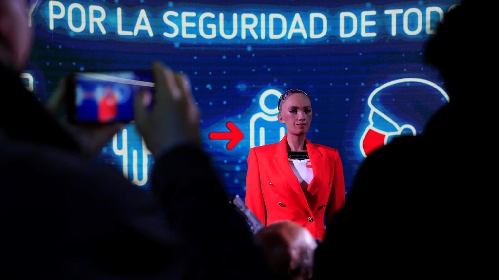 El robot Sophia en las elecciones a la Comunidad de Madrid