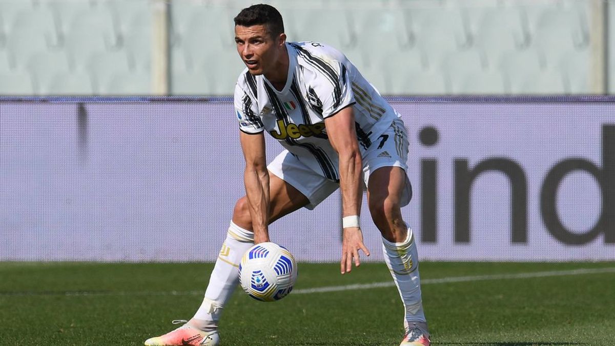 Cristiano Ronaldo quiere fichar por el Sporting de Portugal: dos años de contrato y asentarse con su familia en Lisboa Cristiano Ronaldo quiere fichar por el Sporting de Portugal: dos años de contrato y asentarse con su familia en Lisboa