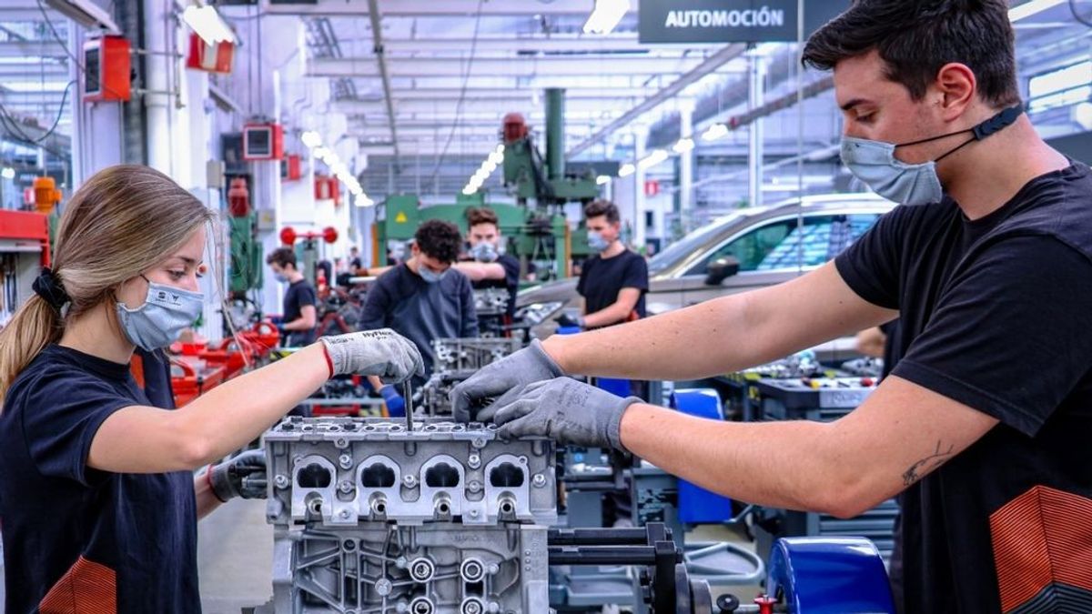 La Escuela de Aprendices de Seat abre el periodo de inscripciones para estudiantes La Escuela de Aprendices de Seat abre el periodo de inscripciones para estudiantes