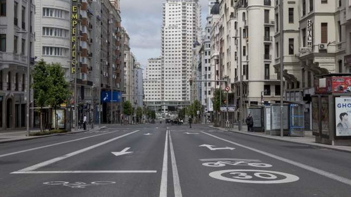 El 11 de mayo, todos a 30 km/h: ese será el límite de velocidad en la mayoría de las calles españolas El 11 de mayo, todos a 30 km/h: ese será el límite de velocidad en la mayoría de las calles españolas