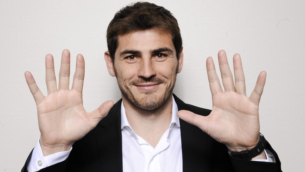 Iker Casillas acaba en urgencias por una dolencia en su corazón mientras jugaba al pádel: todo quedó en un simple susto Iker Casillas acaba en urgencias por una dolencia en su corazón mientras jugaba al pádel: todo quedó en un simple susto