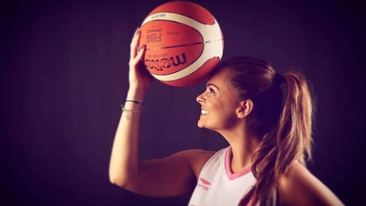 Erea Hierro, periodista deportiva, denuncia acoso sexista en sus redes: “No me atacaría si no fuese una mujer” Erea Hierro, periodista deportiva, denuncia acoso sexista en sus redes: “No me atacaría si no fuese una mujer”
