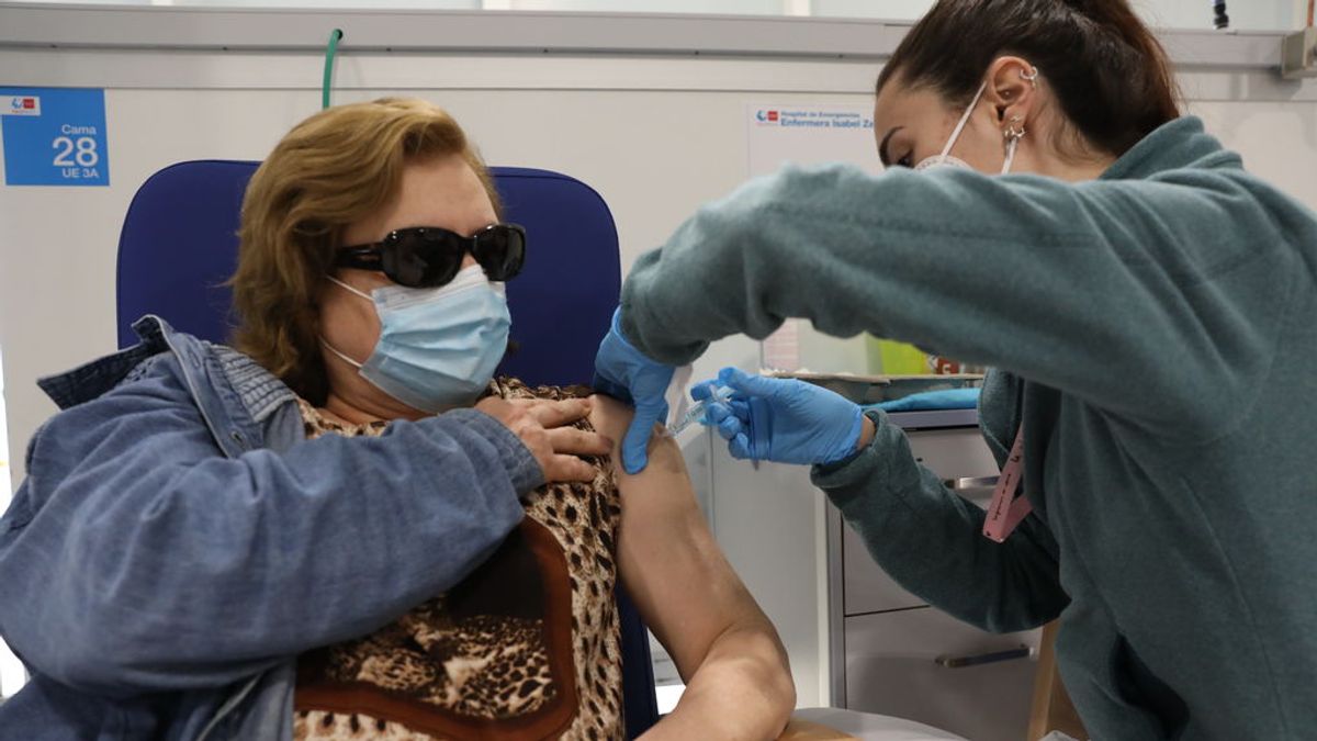Madrid marca un nuevo récord de vacunación con 74.938 dosis en el último día Madrid marca un nuevo récord de vacunación con 74.938 dosis en el último día