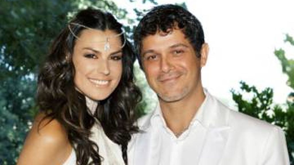 Raquel Perera y Alejandro Sanz también organizaron una boda secreta.
