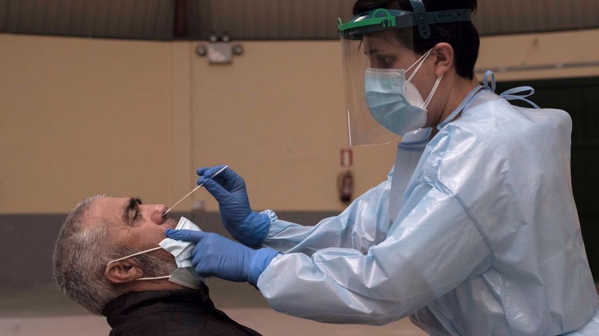 España continúa a la baja de hospitalizados por covid España continúa a la baja de hospitalizados por covid