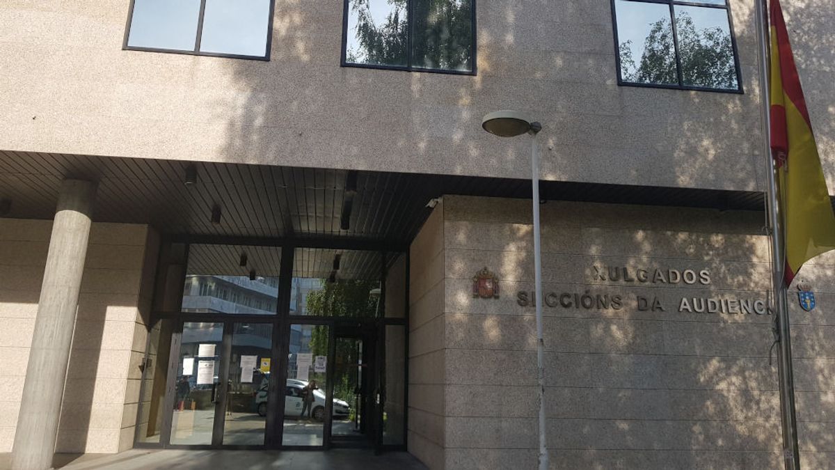 Condenada una joven que anunció a su exligue como prostituto en una página web Condenada una joven que anunció a su exligue como prostituto en una página web