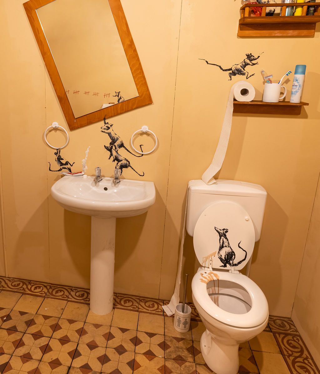 Mystery_of_Banksy_06_(c)Dominik Gruss