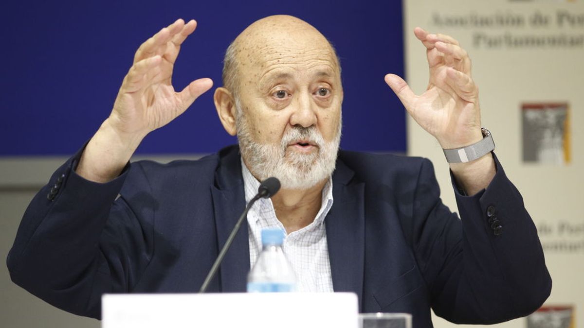 El PP lleva a Tezanos ante la Junta Electoral por llamarles "tabernarios" y exige una auditoría del CIS El PP lleva a Tezanos ante la Junta Electoral por llamarles "tabernarios" y exige una auditoría del CIS
