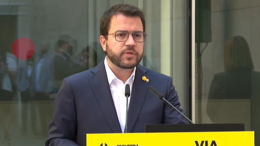 Pere Aragonés anuncia que intentará gobernar en minoría ante la falta de acuerdo con Junts