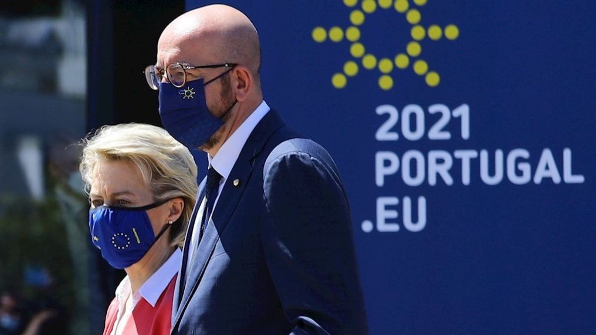 La UE insiste en que suspender patentes no es la solución y apela a EE.UU. a que desbloquee las exportaciones La UE insiste en que suspender patentes no es la solución y apela a EE.UU. a que desbloquee las exportaciones