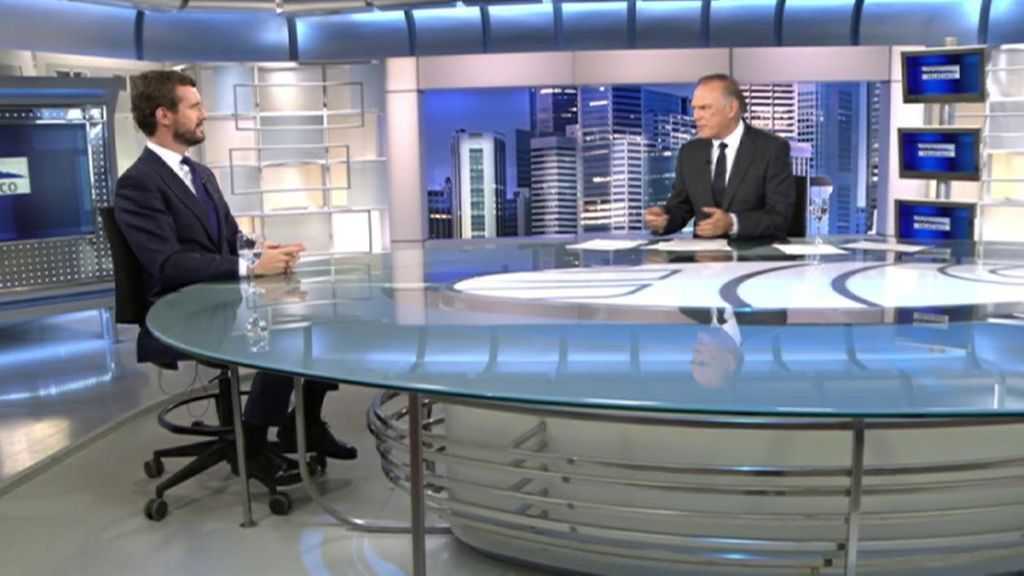 Pedro Piqueras entrevista a Pablo Casado el lunes a partir de las 21h en Informativos Telecinco