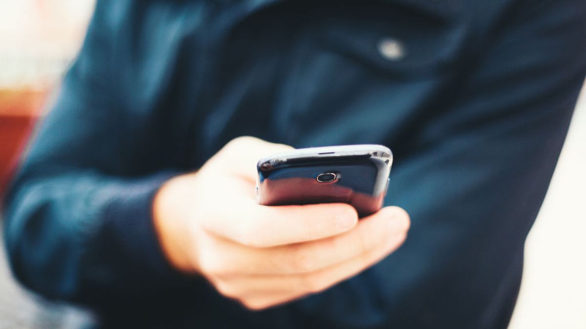 La llamada al 112 del joven que mató a su tío en Canarias: "Acaba de matar a mi abuela" La llamada al 112 del joven que mató a su tío en Canarias: "Acaba de matar a mi abuela"