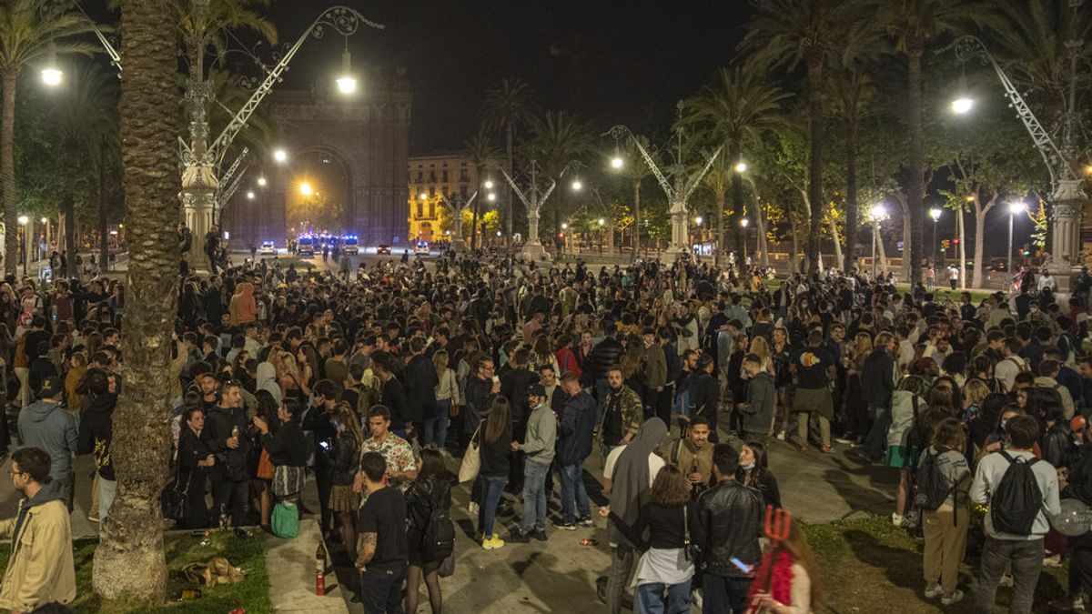 Botellones masivos, Europa no renueva con AstraZeneca y otras noticias del día Botellones masivos, Europa no renueva con AstraZeneca y otras noticias del día