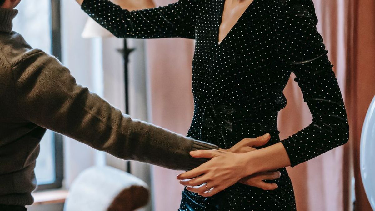 Un ex alumno obsesionado con su profesora de baile, detenido por acoso en Málaga Un ex alumno obsesionado con su profesora de baile, detenido por acoso en Málaga