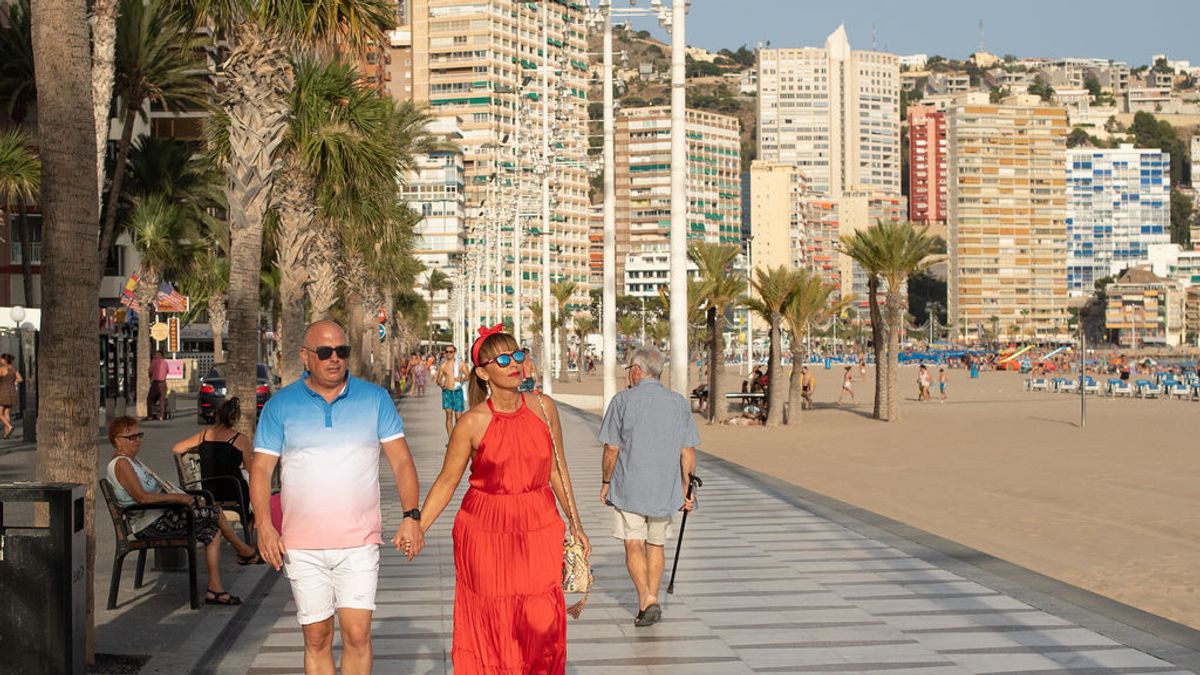 Turistas en Benidorm Turistas en Benidorm