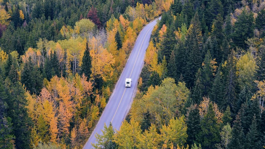 Vacaciones sobre ruedas: cuatro rutas para viajar en caravana por España