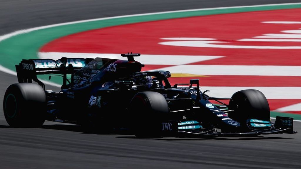 Lewis Hamilton, durante la carrera en Montmeló